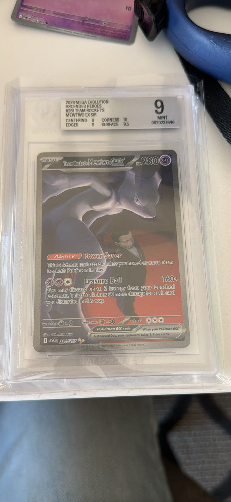 Team rockets Mewtwo 281/217 Beckett 9