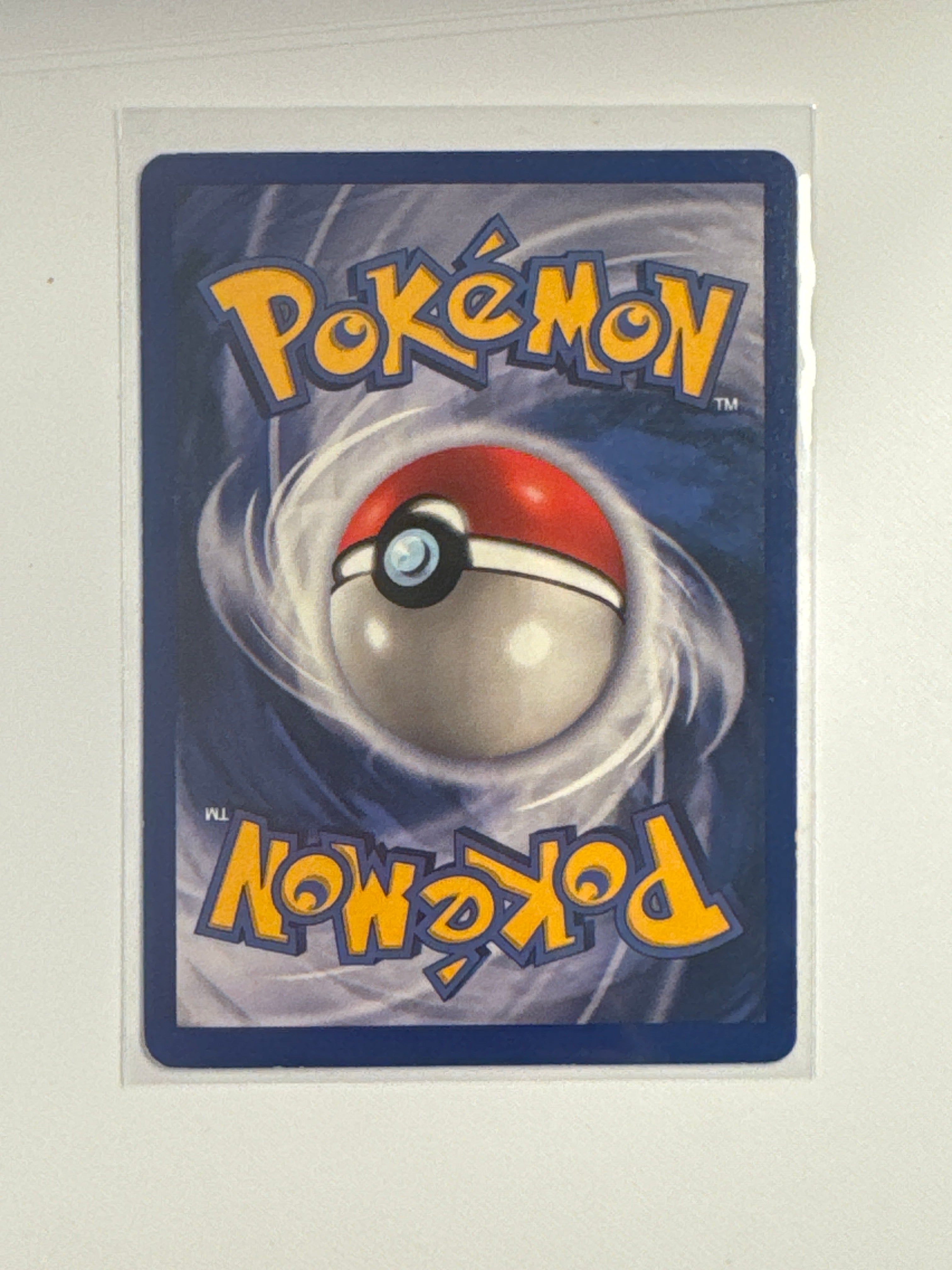 Pidgeotto 22/102 shadowless first edition base set